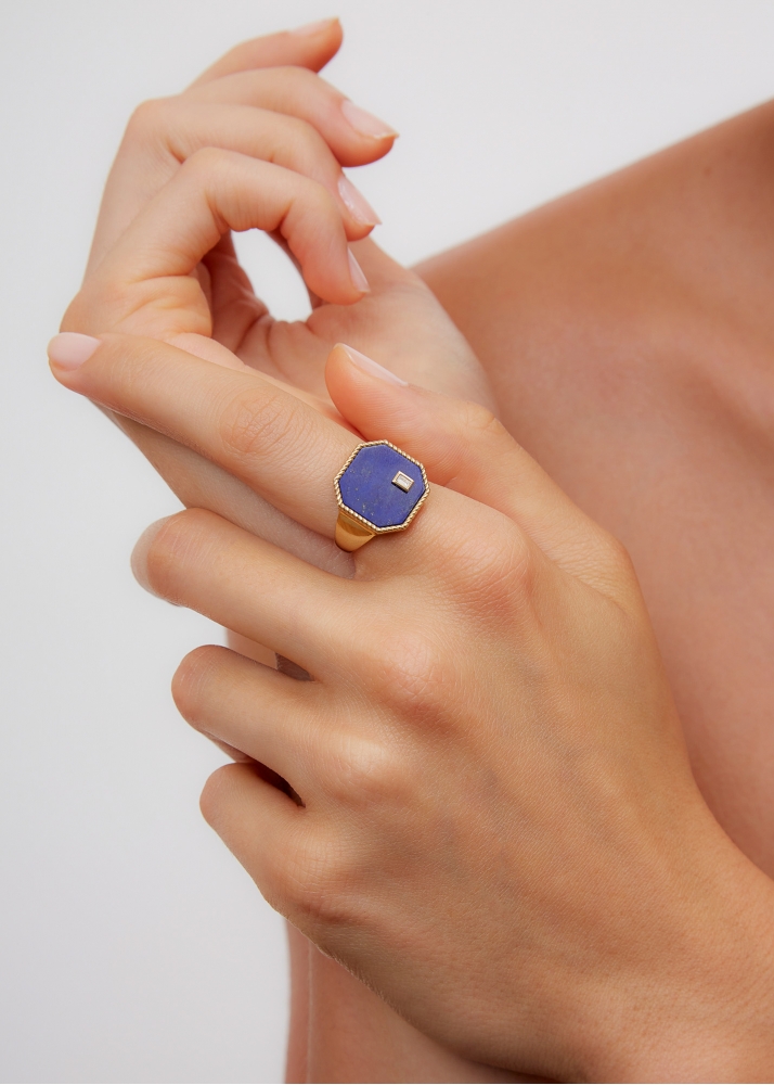 CHEVALIÈRE OCTO LAPIS LAZULI OR JAUNE
