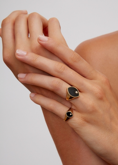 CHEVALIÈRE MARQUISE ONYX OR JAUNE
