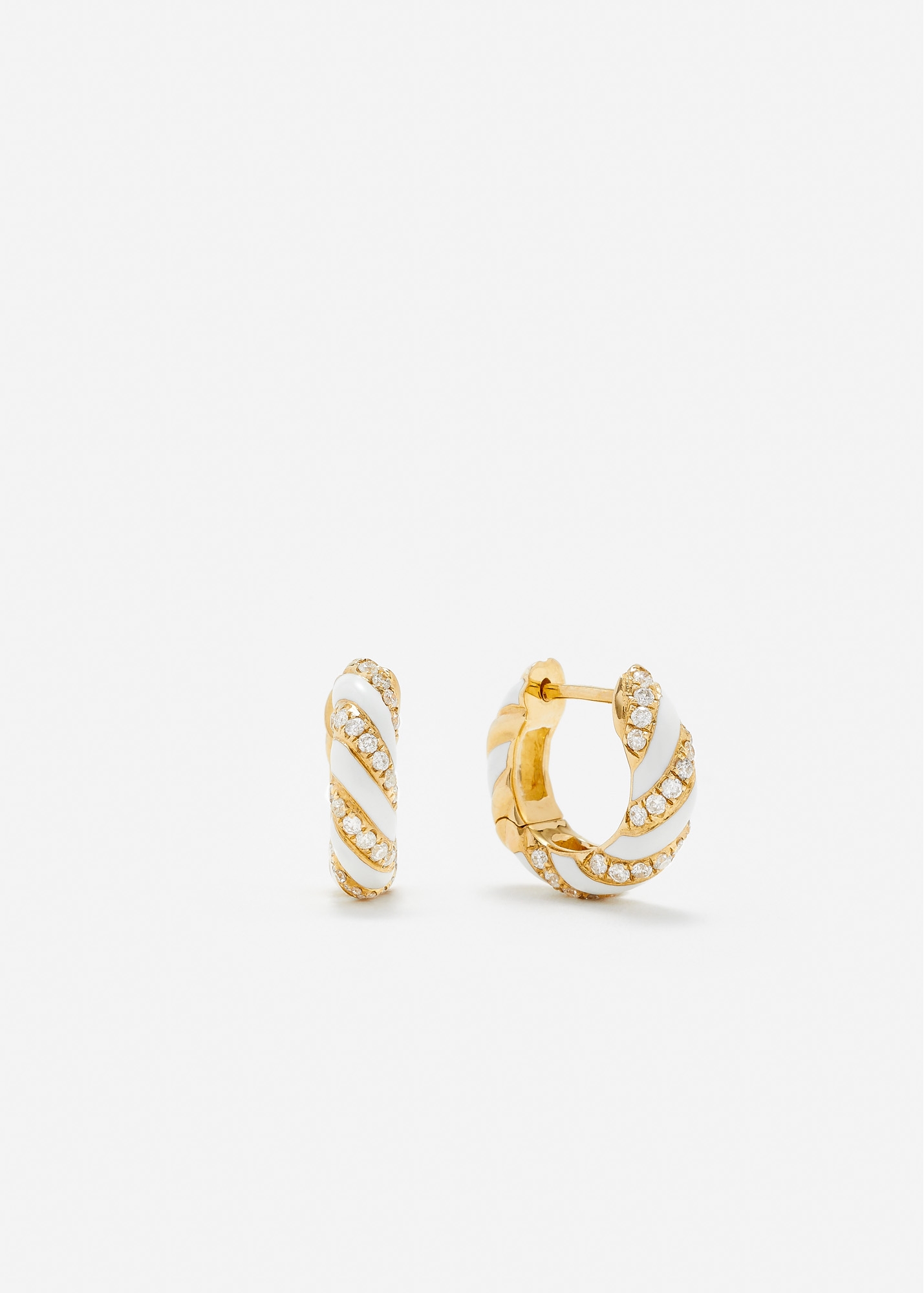 PAIRE DE CRÉOLES TORSADE BLANC DIAMANTS OR JAUNE