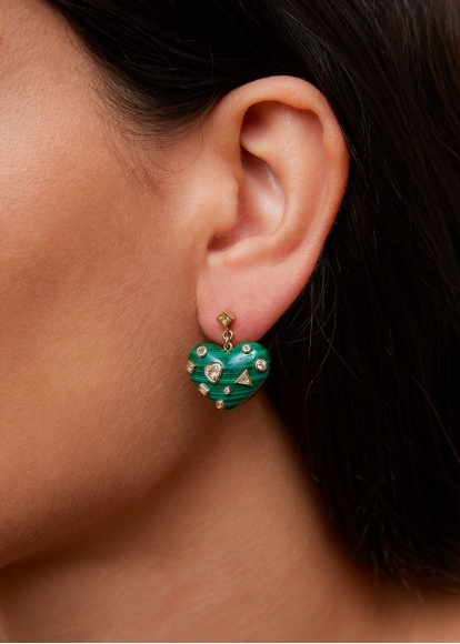 PAIRE DE BOUCLES D'OREILLE COEUR CONFETTIS MALACHITE OR JAUNE