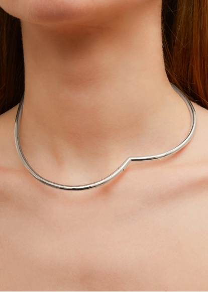 COLLIER TORQUE CŒUR LISSE OR BLANC