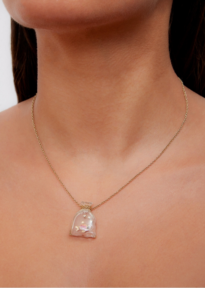 COLLIER POISSON ROUGE OR JAUNE