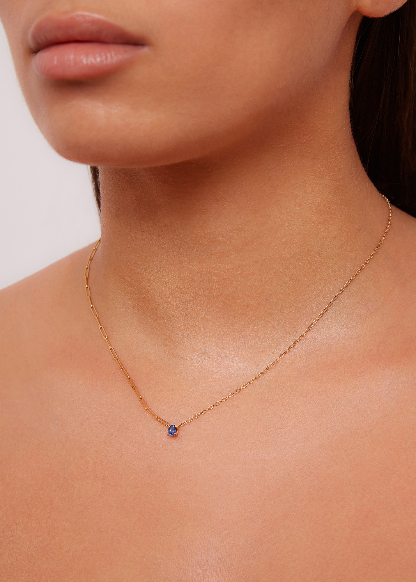 Necklace Solitaire Saphir Bleu Blue sapphire and yellow gold