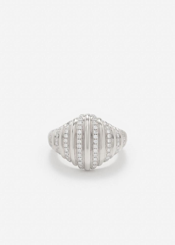 CHEVALIÈRE OVALE BERLINGOT DIAMANTS OR BLANC