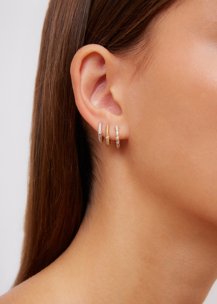PAIRE DE CRÉOLES MINI TORSADE DIAMANTS OR JAUNE