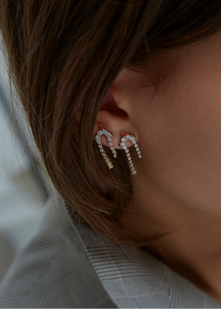 MINI BOUCLE D’OREILLE PYTHON DIAMANTS OR JAUNE