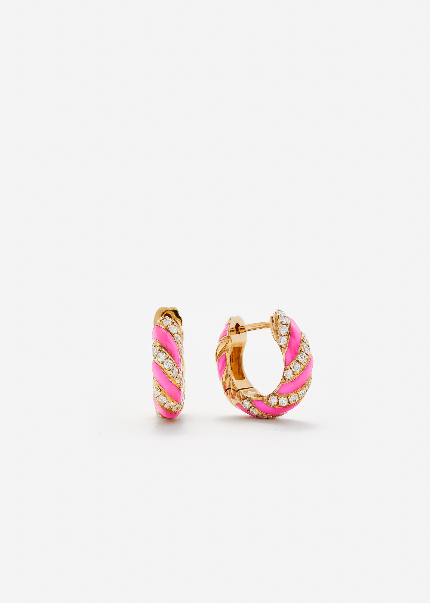 PAIRE DE CRÉOLES TORSADE FUCHSIA DIAMANTS OR JAUNE