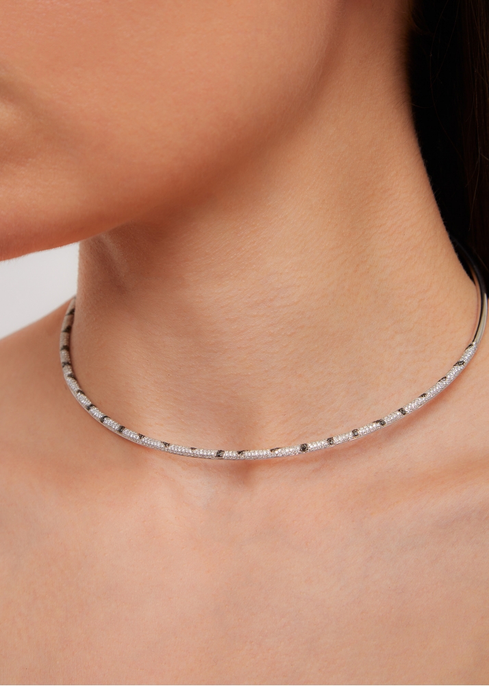COLLIER TORQUE ZÈBRE OR BLANC