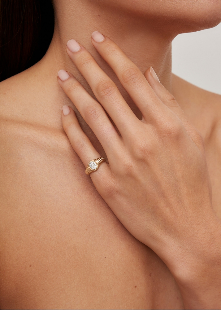 BABY CHEVALIÈRE OVALE BERLINGOT DIAMANTS OR JAUNE