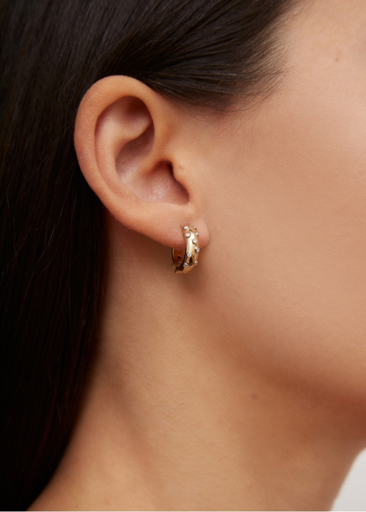 PAIRE DE CRÉOLES PLUMETIS OR JAUNE