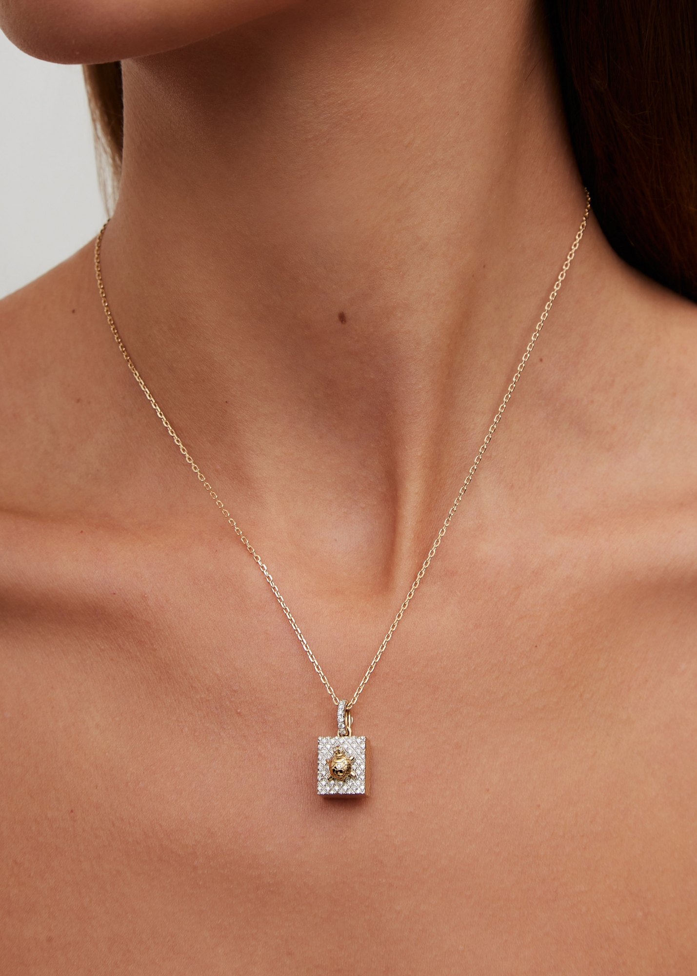 NANO PUCE TORTUE OR JAUNE