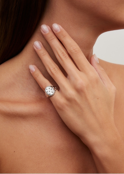 CHEVALIÈRE OVALE PLUMETIS DIAMANTS OR BLANC