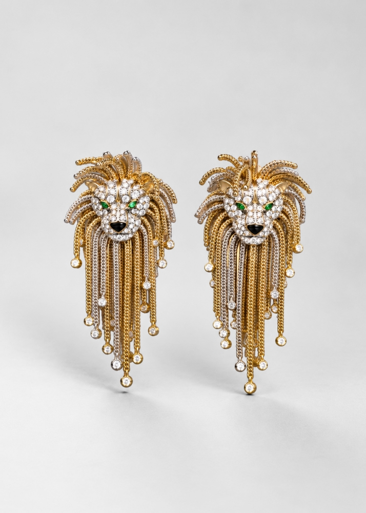 PAIRE DE BOUCLES D’OREILLE LION FRANGÉES OR JAUNE