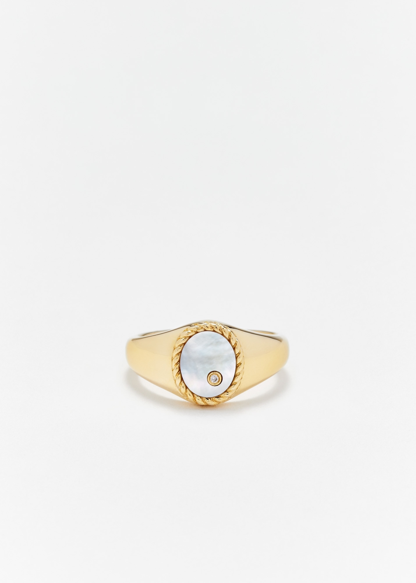 Baby Signet Ring Ovale - Pinticana white mother of pearl