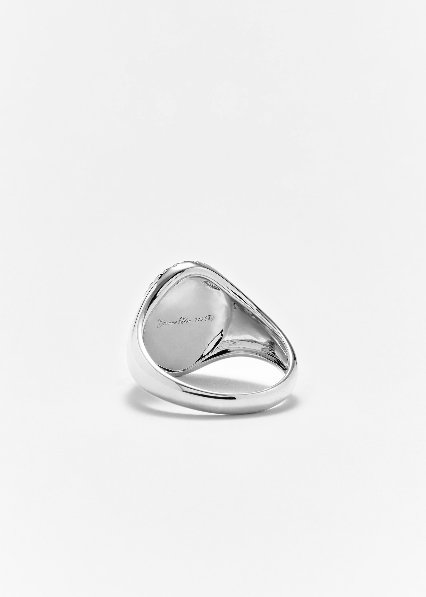 CHEVALIÈRE OVALE MALACHITE OR BLANC