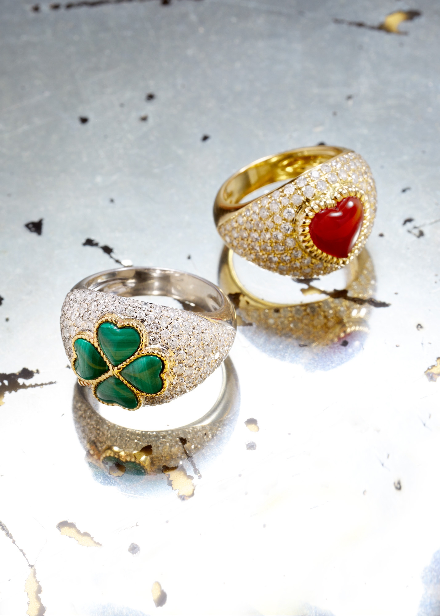 BAGUE DÔME TRÈFLE MALACHITE OR BLANC