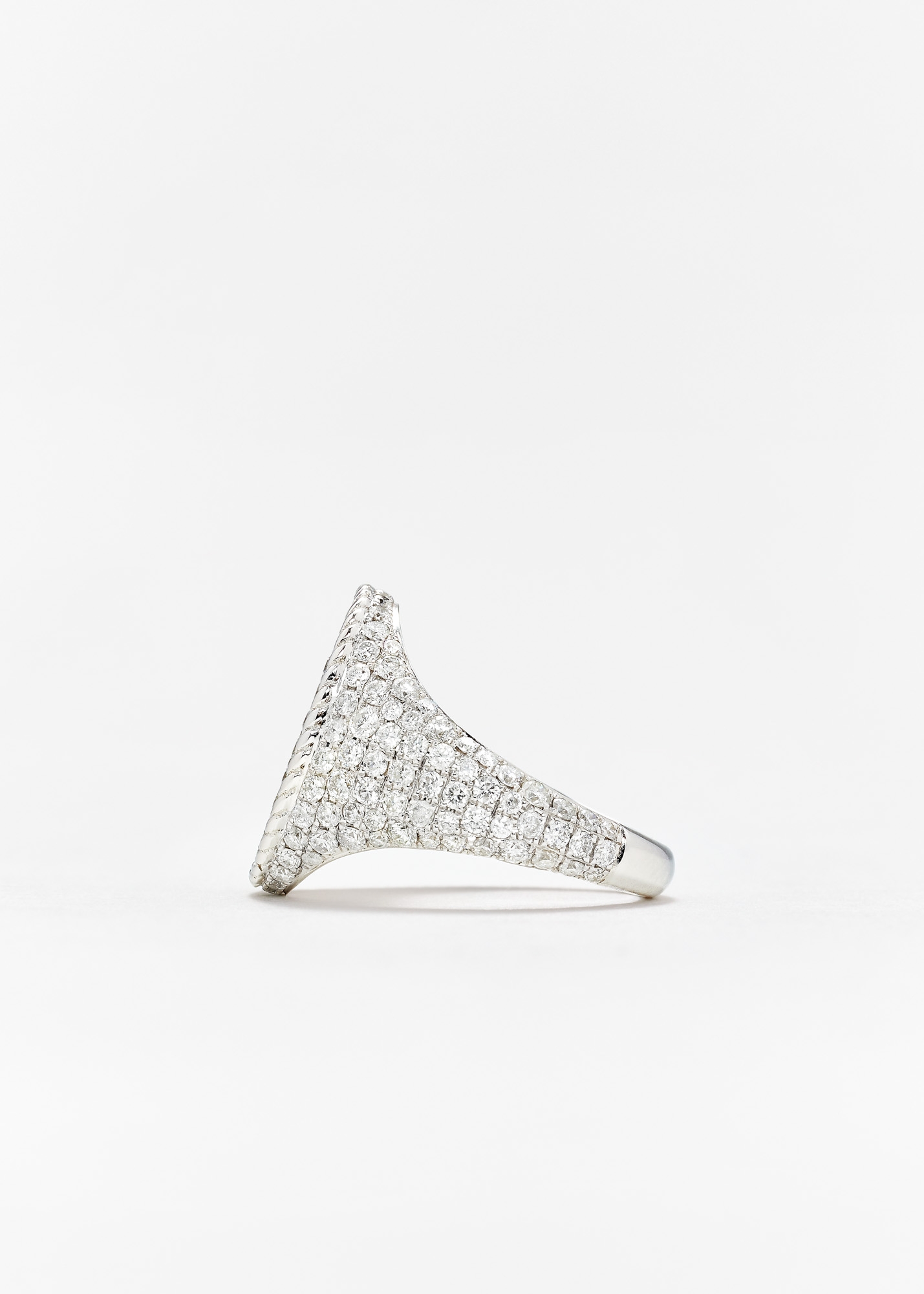 CHEVALIÈRE OVALE FULL DIAMANTS OR BLANC